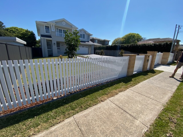 timber fence 